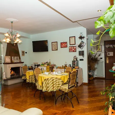 Stupor Mundi Bed & Breakfast 4*