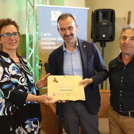 Stupor Mundi Bed & Breakfast 4*